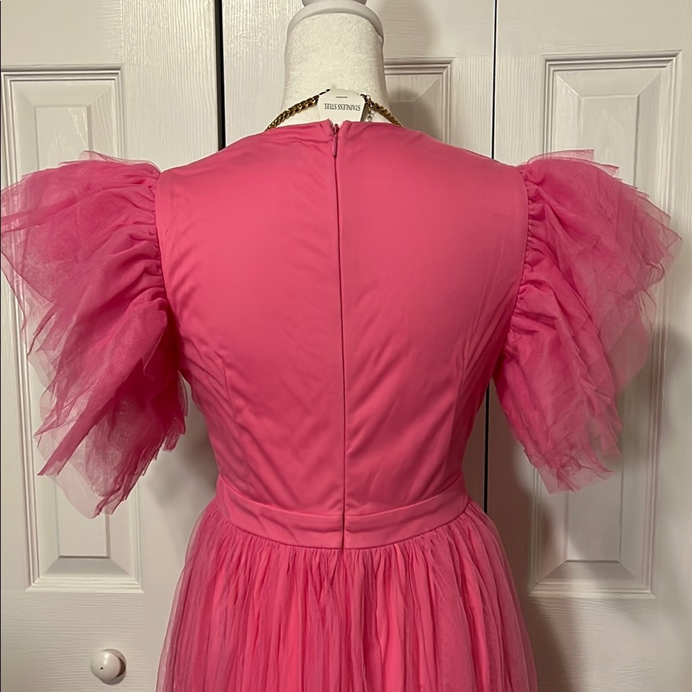 NWOT Pink Ruffled Tiered Maxi Gown with Plunge Neckline - Picture 4 of 7